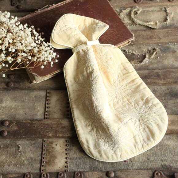 Vintage 1950s Hot Water Bottle Cover, Yellow with White Floral Embroidery - Picture 5 of 9